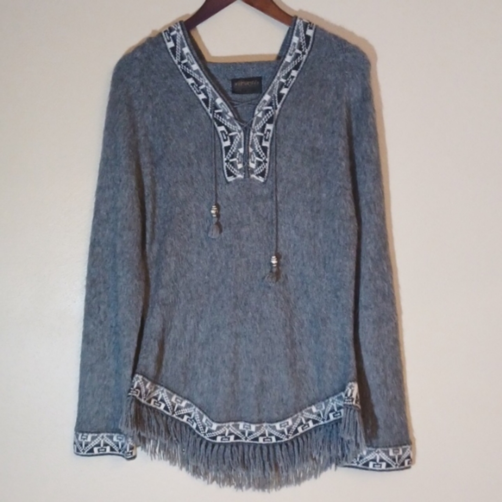 Perez Peruvian Alpaca Sweater Hoodie Pullover Size L Gray Black Bohemian Warm